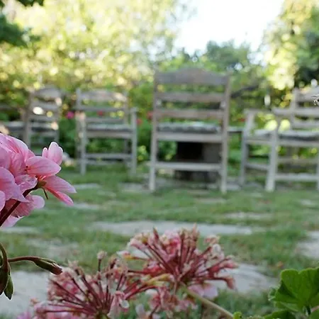 Hoppala Bed & Breakfast 3*